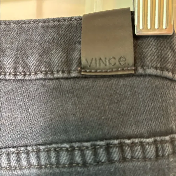 Vince. | Mason Relaxed Rolled Jean