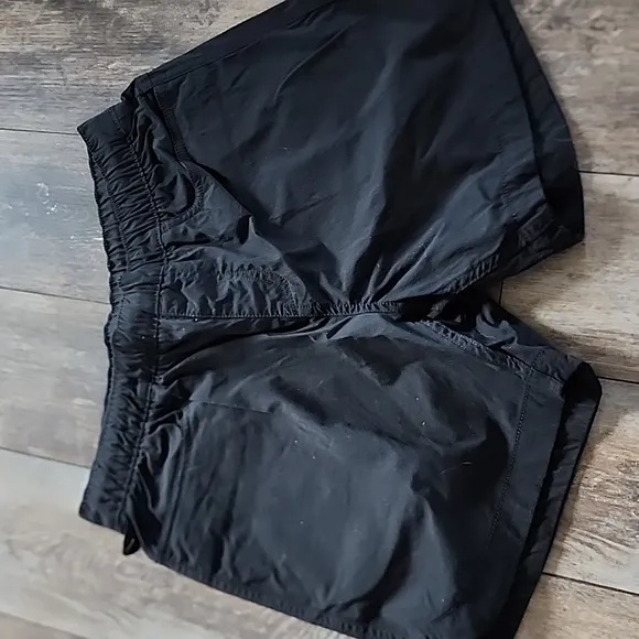 XS Relaxed Fit Shorts